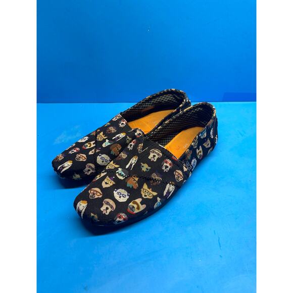 TOMS Womens Black Flats Dogs Print Lightweight Slip On Shoes Sz W 8.5 - Picture 10 of 10